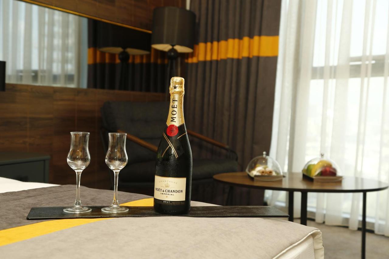 Noax Hotel メルスィン エクステリア 写真